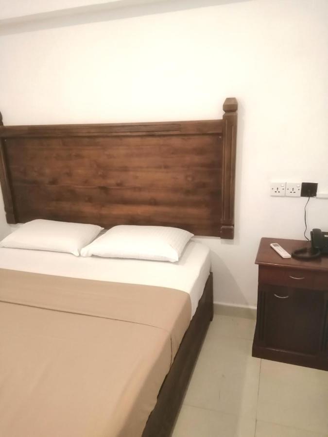 Aca Accommodation Colombo Eksteriør billede